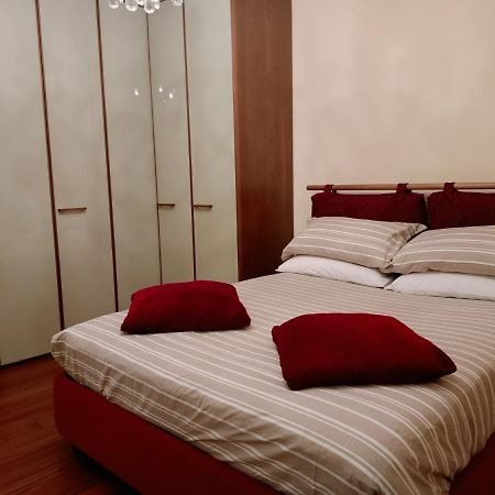 A Casa Di Nina Apartment อาออสตา ภายนอก รูปภาพ