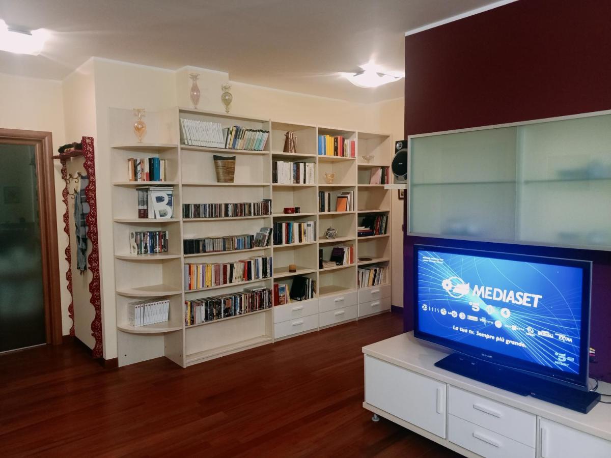 A Casa Di Nina Apartment อาออสตา ภายนอก รูปภาพ